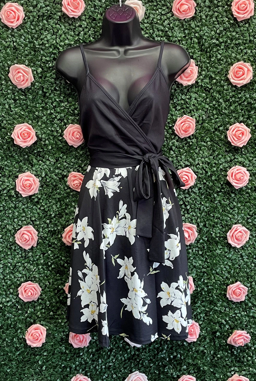 Daylily Dress - BLACK